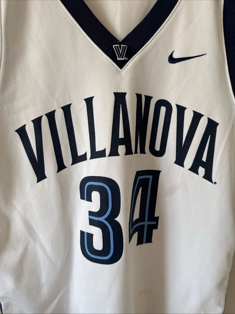 Men’s Nike Villanova Wildcats #34 NCAA Basketball Jersey Sz S - White RARE